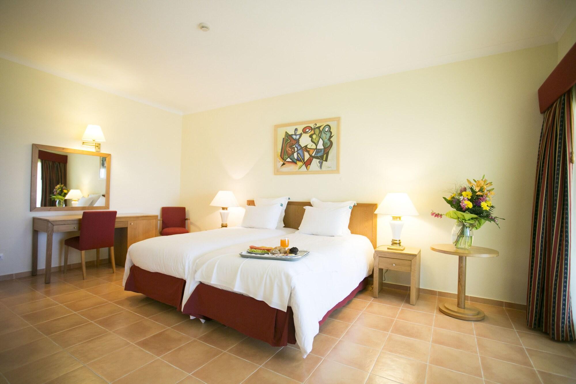 Mirachoro Carvoeiro Hotel Ruang foto